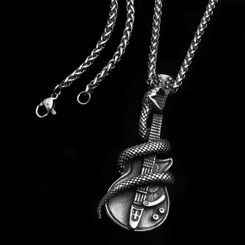 Chaîne en acier inoxydable de style punk avec pendentif en alliage de guitare python rétro, accessoire de mode rock unisexe, cadeau idéal pour les amateurs de musique et les amis.