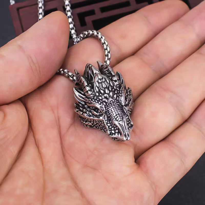 Collier pendentif tête de dragon en acier inoxydable